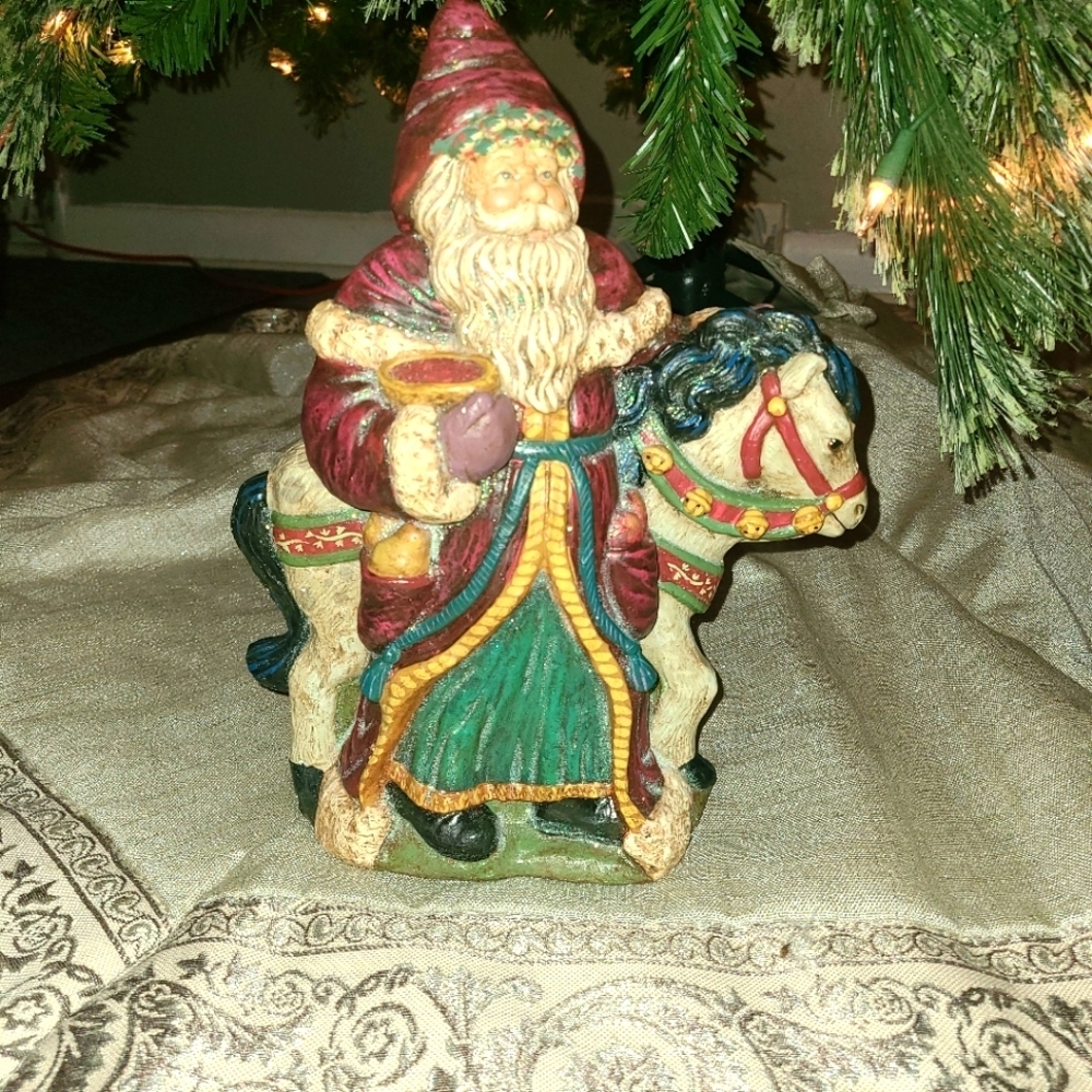 Santa hand painted clay figurine carrosal horse‎ glitter holiday Christmas